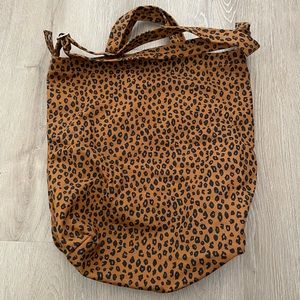 BAGGU Duck Bag in Leopard Nutmeg - NWT